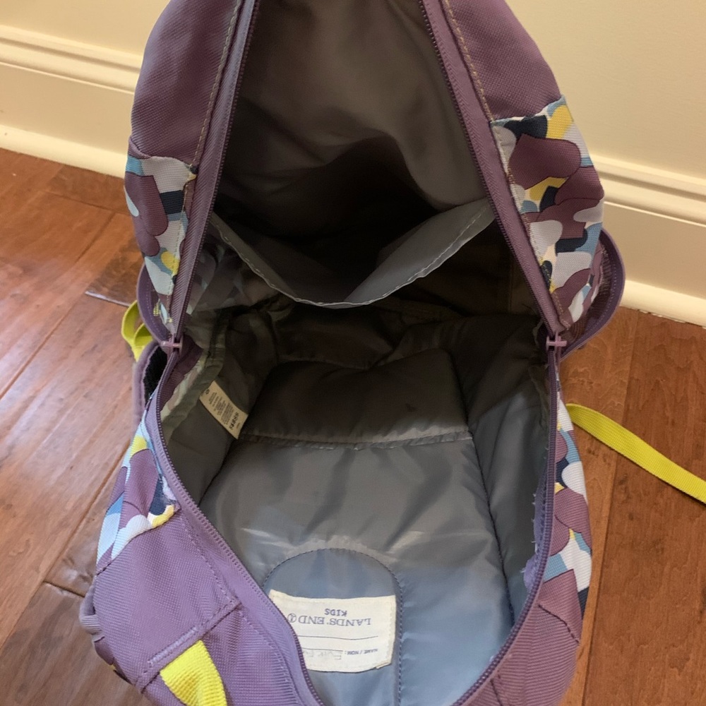 Lands End backpack - Picture 4 of 4